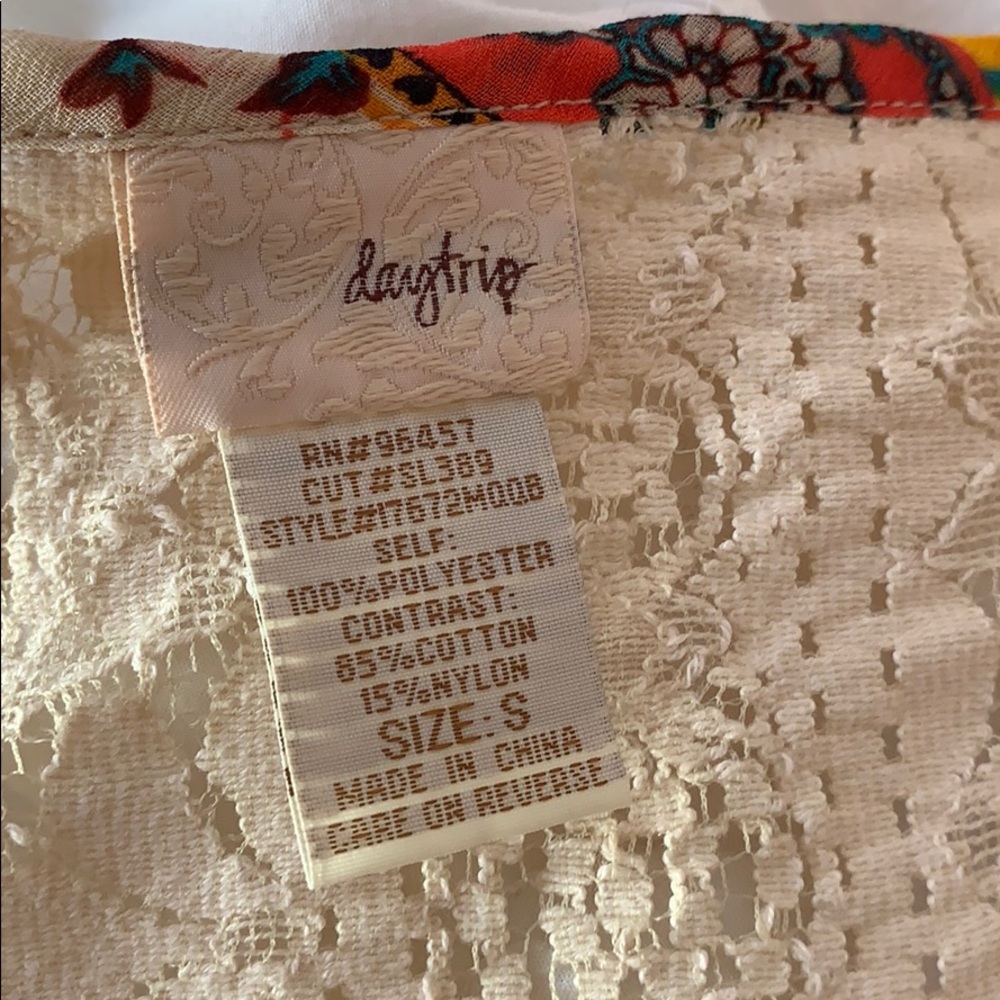 Buckle Tank - Picture 2 of 4